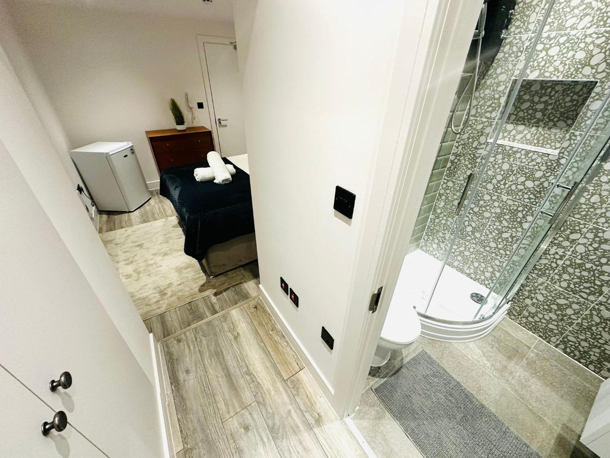 London Beautiful Suites Rooms Top Location ภายนอก รูปภาพ